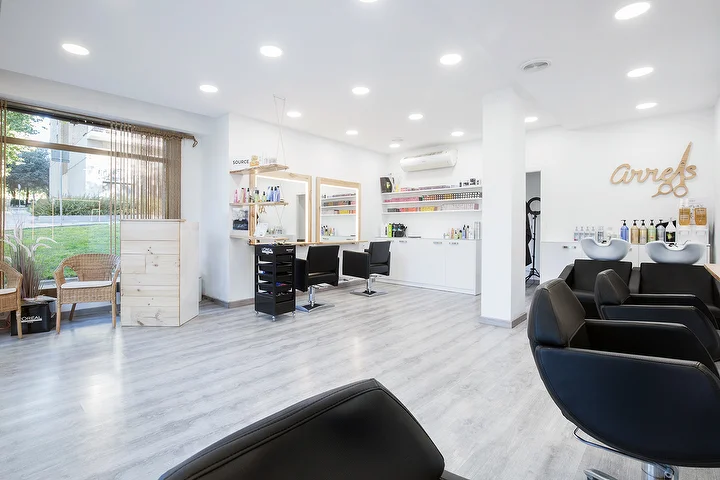 Zona de corte de Arrels Estilistes